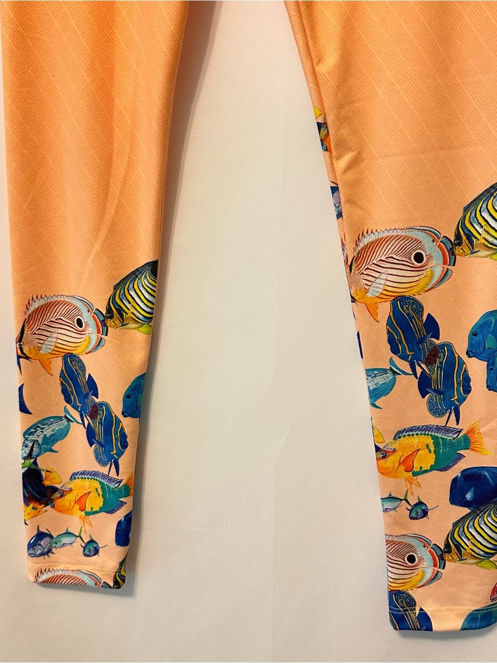 Guy Harvey Leggings Womens XS Orange Tropical Fish Comfort Colorful Stretch - Picture 2 of 11